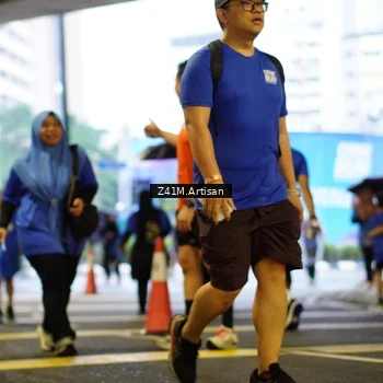 Runner Photo 7799064