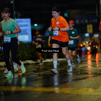 Runner Photo 7799094
