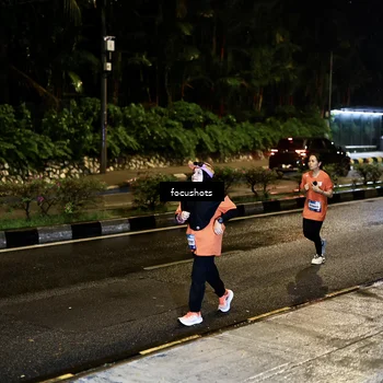 Runner Photo 7799100