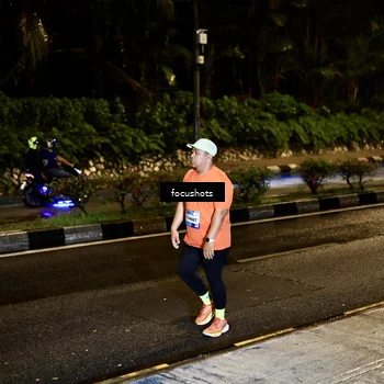 Runner Photo 7799115