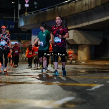 Runner Photo 7799116