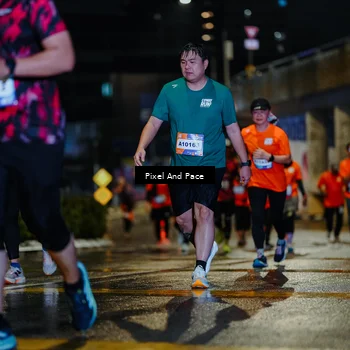 Runner Photo 7799129