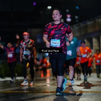 Runner Photo 7799131
