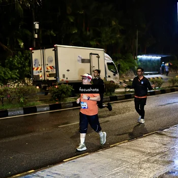 Runner Photo 7799141