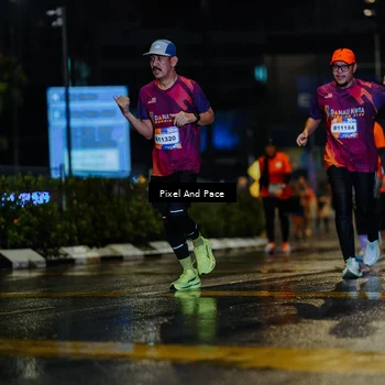 Runner Photo 7799144
