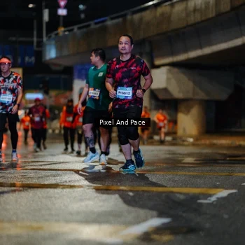 Runner Photo 7799150
