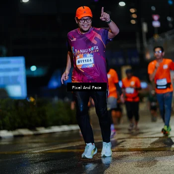Runner Photo 7799159
