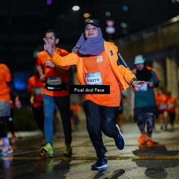 Runner Photo 7799171