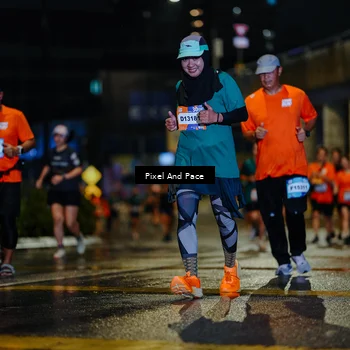 Runner Photo 7799182