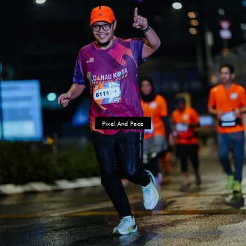 Runner Photo 7799202
