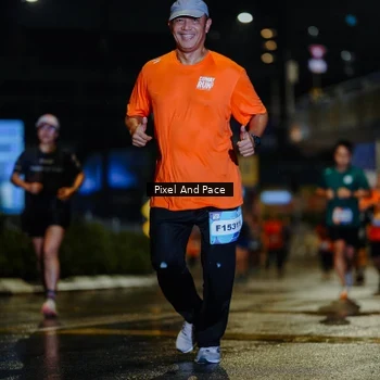Runner Photo 7799215