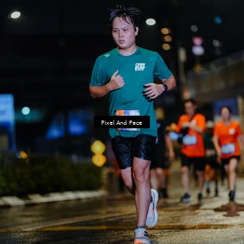 Runner Photo 7799244