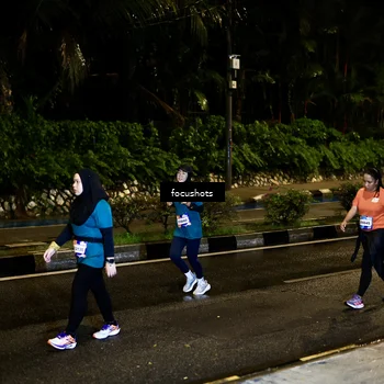 Runner Photo 7799249