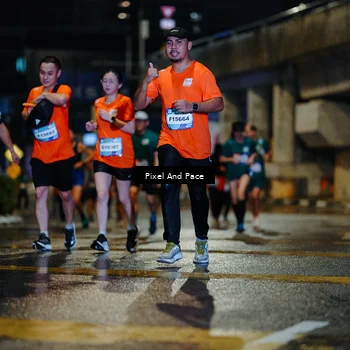 Runner Photo 7799271