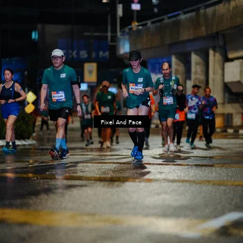 Runner Photo 7799294