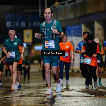 Runner Photo 7799328