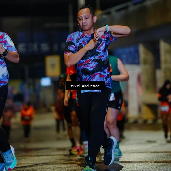 Runner Photo 7799345