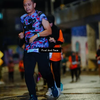 Runner Photo 7799362