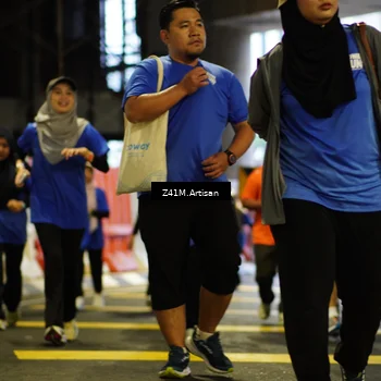 Runner Photo 7799391