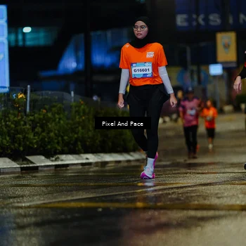 Runner Photo 7799408