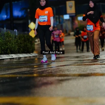 Runner Photo 7799411