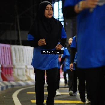 Runner Photo 7799430