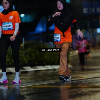 Runner Photo 7799450