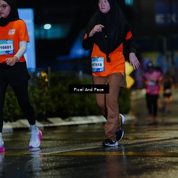 Runner Photo 7799460