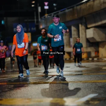 Runner Photo 7799489