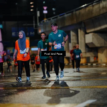 Runner Photo 7799490