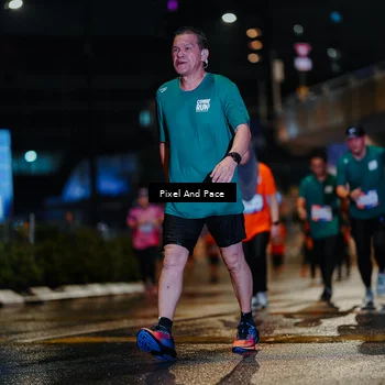 Runner Photo 7799491