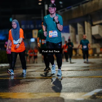 Runner Photo 7799503