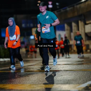 Runner Photo 7799504