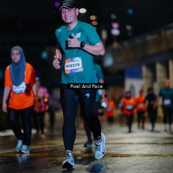 Runner Photo 7799516