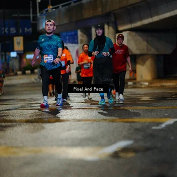 Runner Photo 7799530