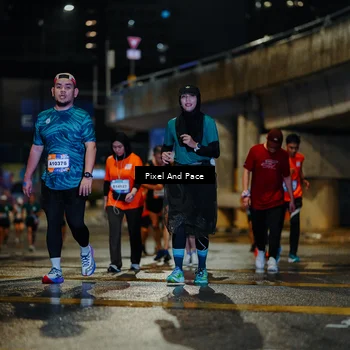Runner Photo 7799541
