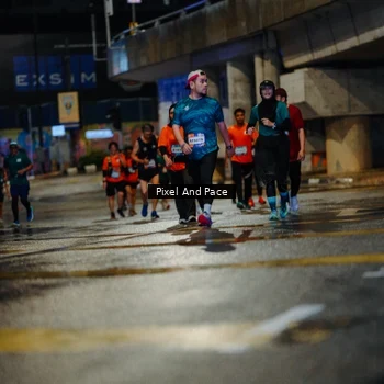 Runner Photo 7799563