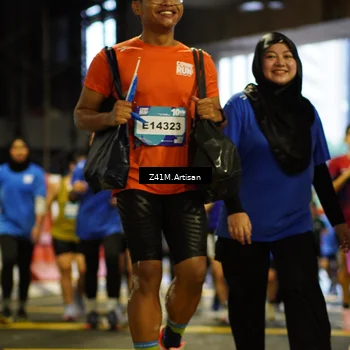 Runner Photo 7799579