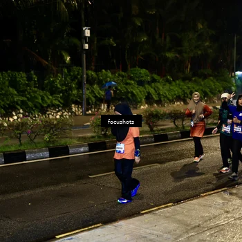 Runner Photo 7799623
