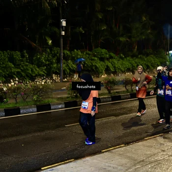 Runner Photo 7799635