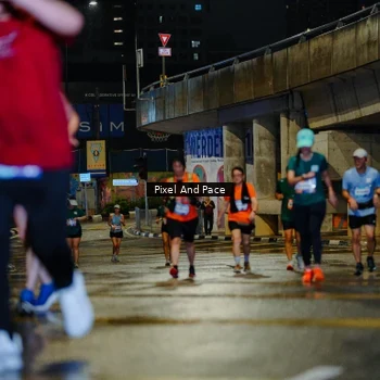 Runner Photo 7799640