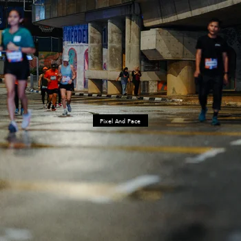 Runner Photo 7799709