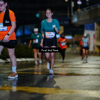 Runner Photo 7799712