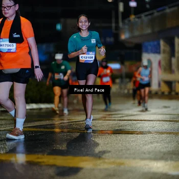 Runner Photo 7799719