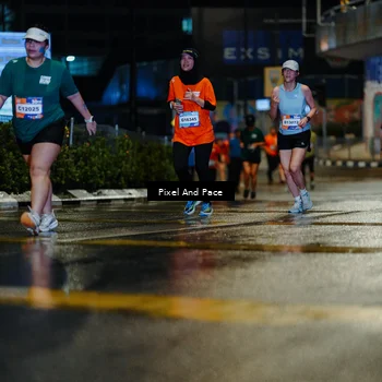 Runner Photo 7799750