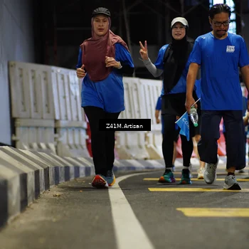Runner Photo 7799786