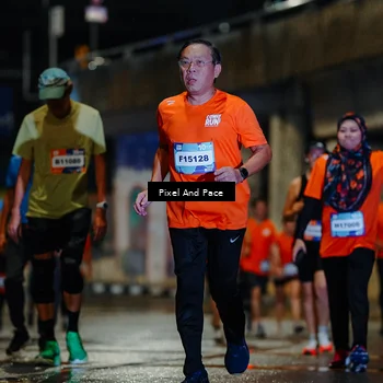 Runner Photo 7799792