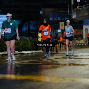 Runner Photo 7799802