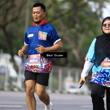 Runner Photo 7799817