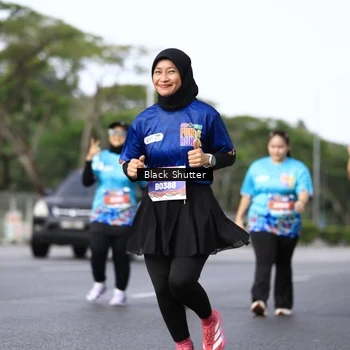 Runner Photo 7799848